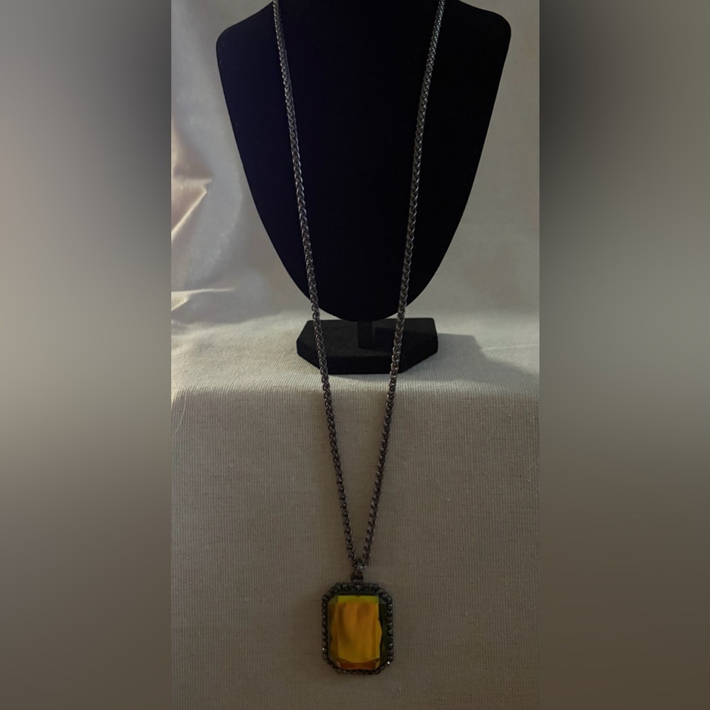 Elegant Silver Necklace with Yellow Pendant